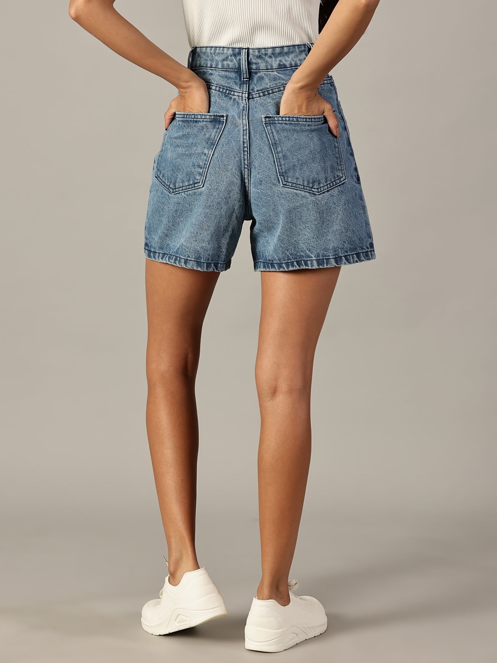 The All-Day High Waisted Denim shorts Mid wash