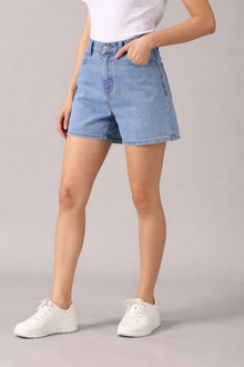 The All-Day High Waisted Denim shorts Mid wash (STRETCH)