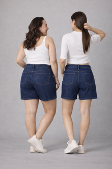 The All-Day High Waisted Denim shorts Dark wash (CURVY)