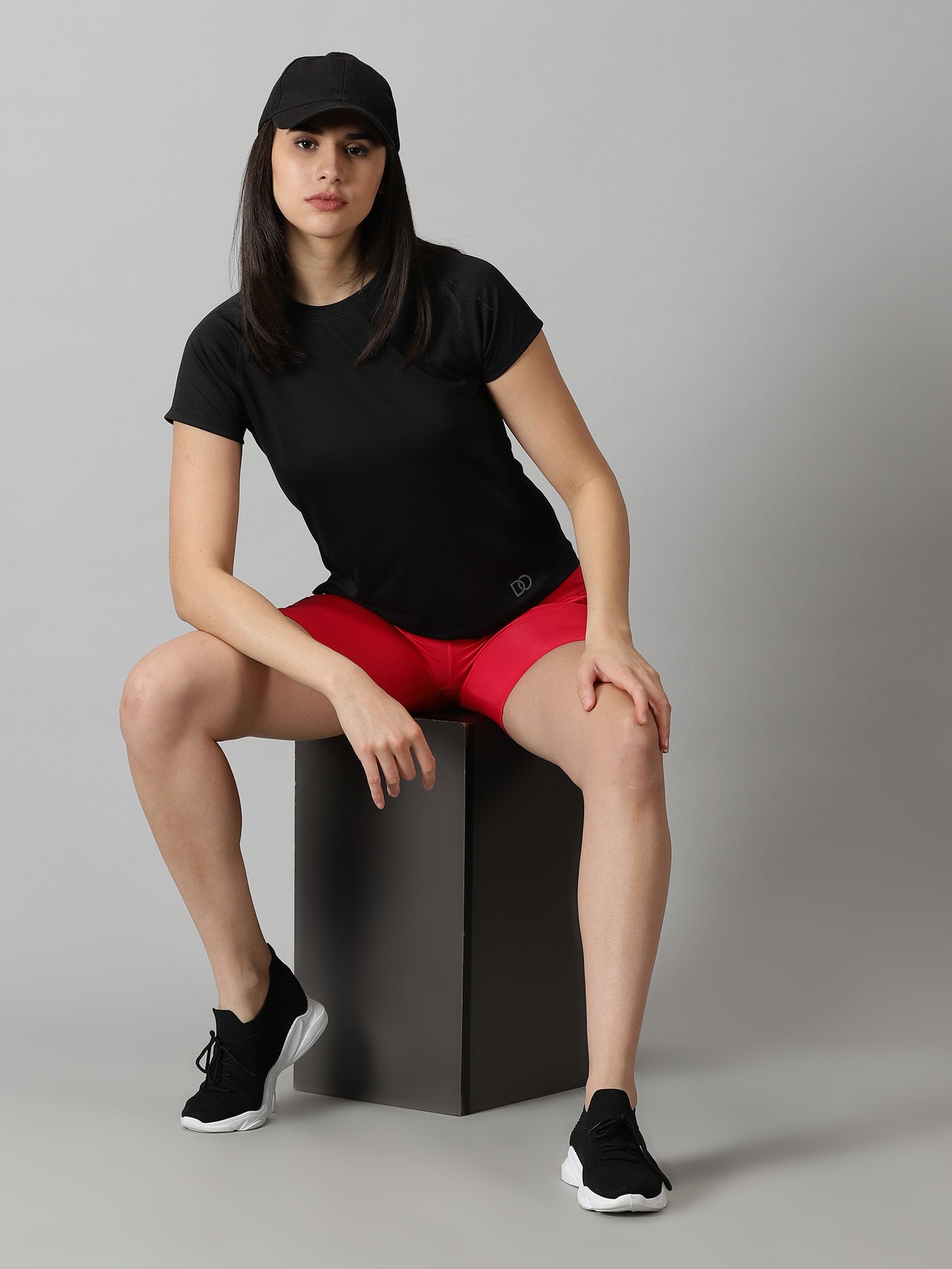 Form Fit Raglan sleeve black training T-shirt
