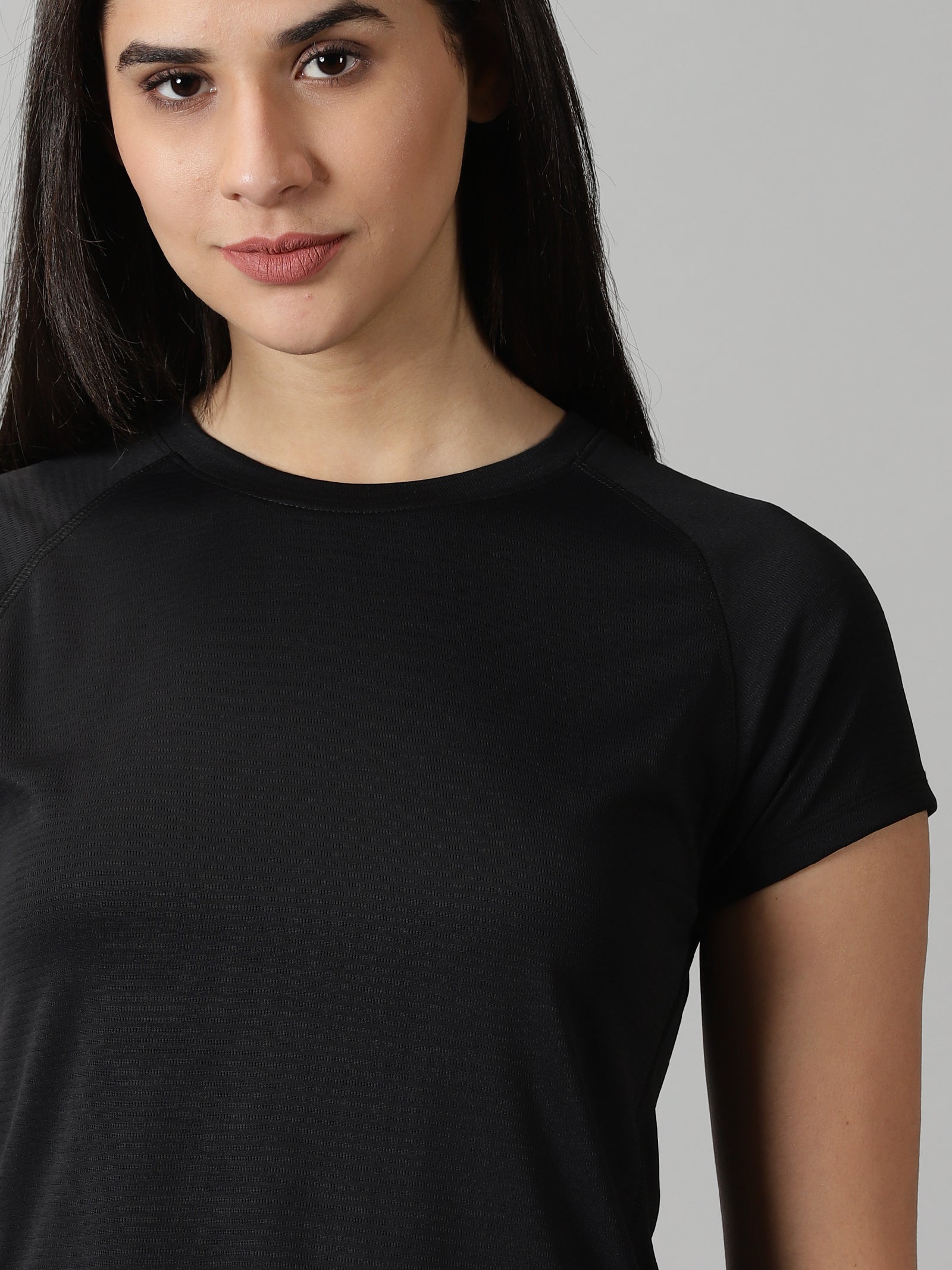 Form Fit Raglan sleeve black training T-shirt