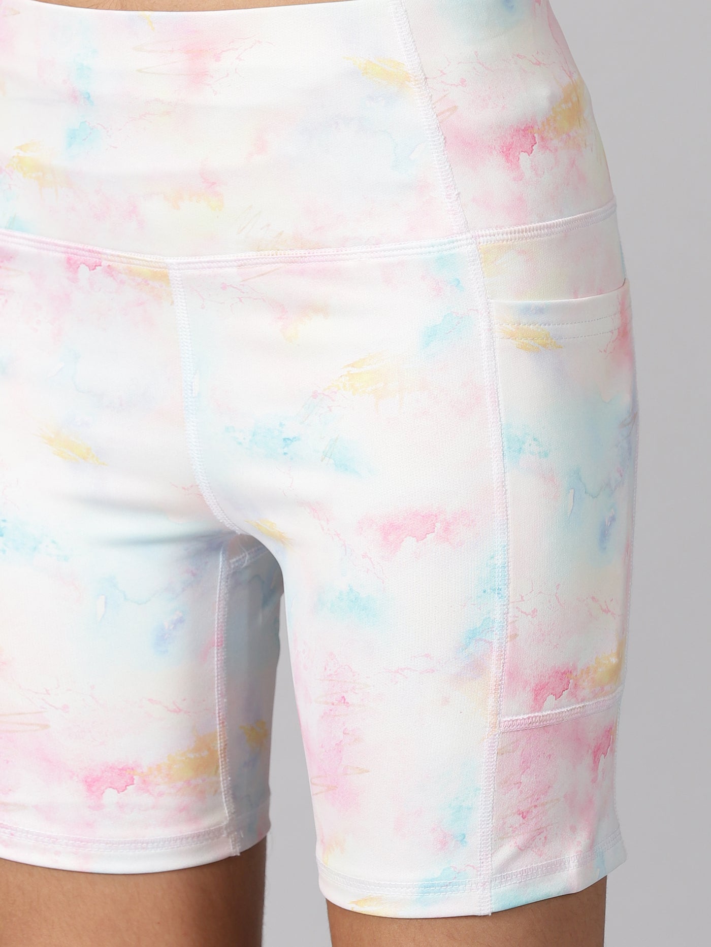 Tie dye yoga shorts with side pockets